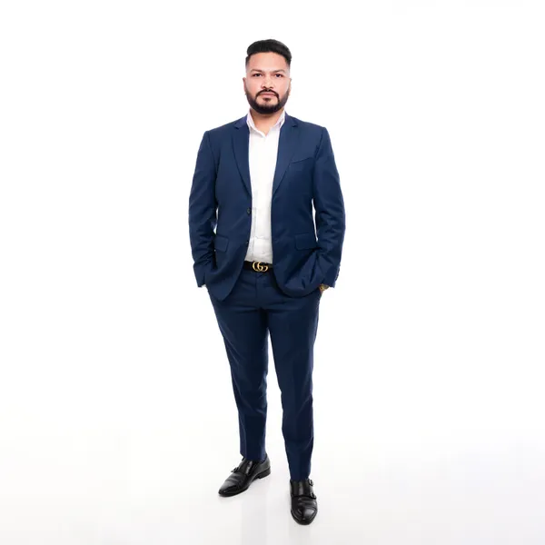 Varun Bhatti, Finance World mortgage adviser